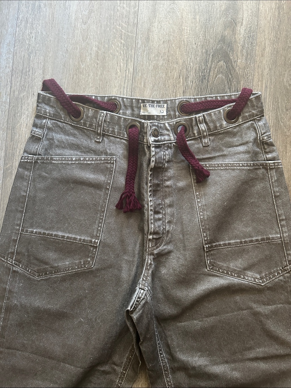 Free People We The Free Moxie Printed Low-Slung Barrel Jeans Metallic Size 32 - Picture 4 of 6